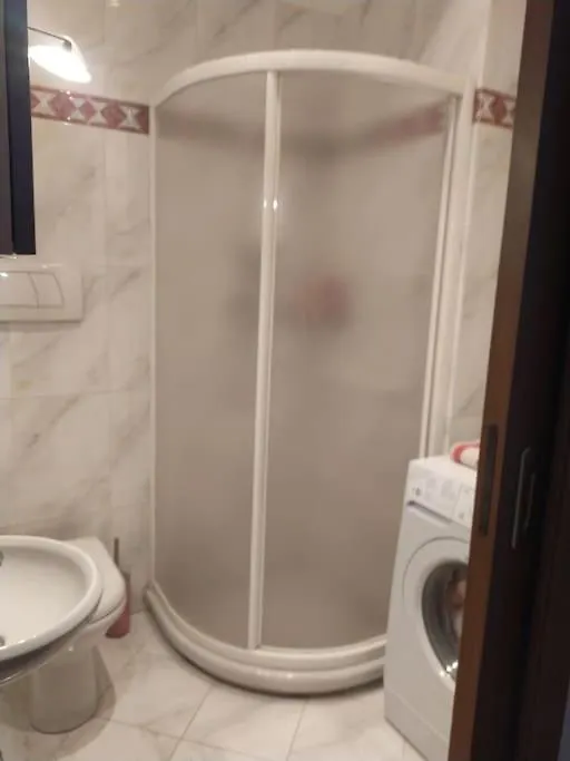Ferienwohnung Casa Mike - Trilocale Con Box Auto San Giuliano Milanese 0*,